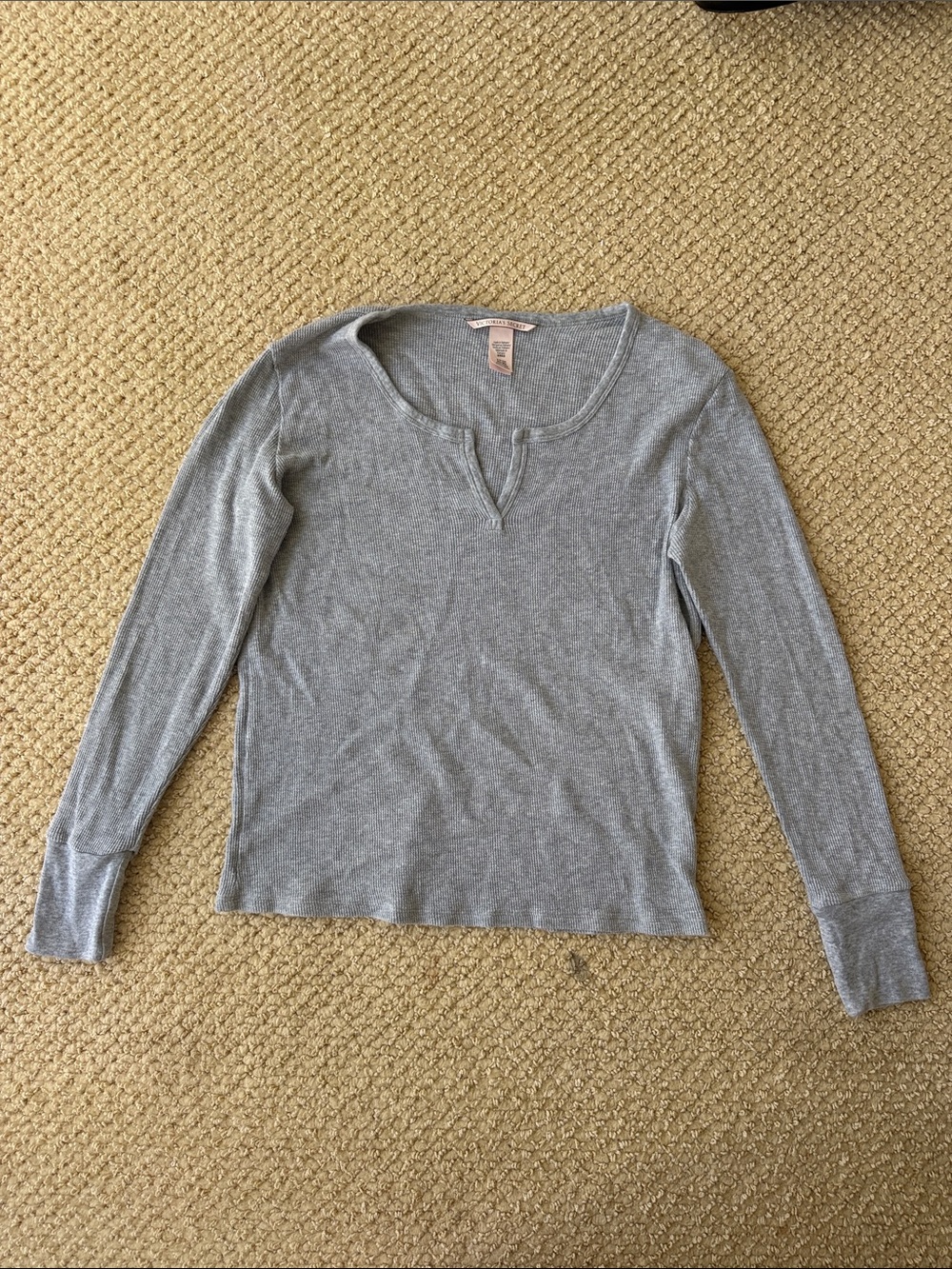 Victoria's Secret Gray Long-Sleeve Notch-Neck Tee size S